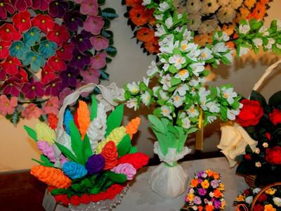 Obraz 4: Kwiaty naszych ogrodów, pól i łąk - 2012