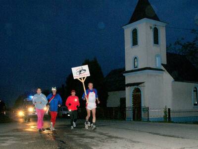 KWIETNY BIEG 2010 w Gminie Radziechowy-Wieprz