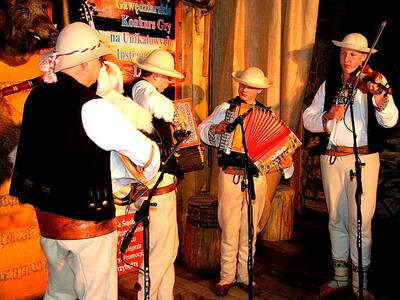 XVII Posiady Gawędziarskie i XIX Konkurs Gry na Un...