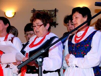 Obraz 3: Jubileusz 10-lecia “odnowienia” KGW w Brz...