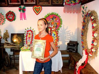 Obraz 9: II Konkurs Zdobnictwa Bibułkowego