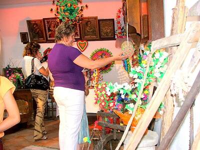 Obraz 11: II Konkurs Zdobnictwa Bibułkowego