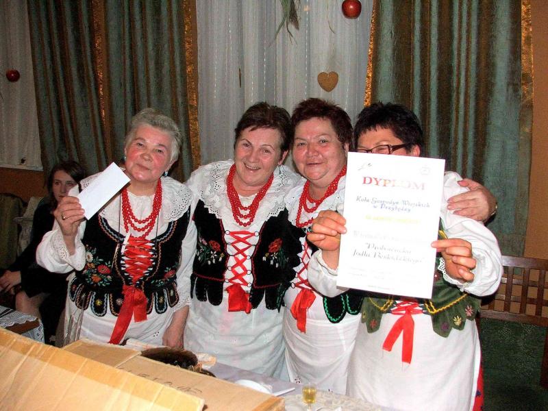 I NAGRODA dla KGW w Przybędzy