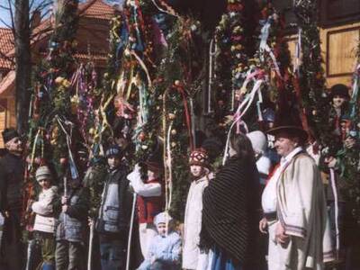 KONKURS PALM WIELKANOCNYCH W JUSZCZYNIE