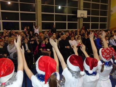 Obraz 2: Wieczór kolęd w Zespole Szkół w Radziecho...