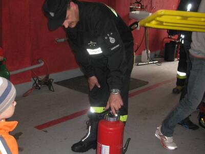 Obraz 8: Spotkanie strażaków OSP w Radziechowach z...