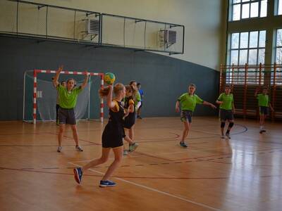 Obraz 5: Podbeskidzka ręczna grała w Twardorzeczce