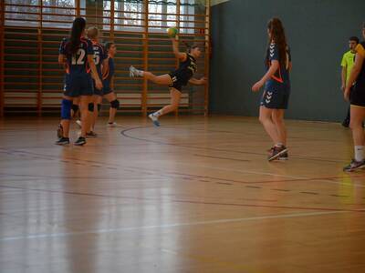 Obraz 10: Podbeskidzka ręczna grała w Twardorzeczc...