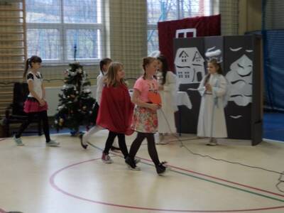 Obraz 40: Jasełka 2014 w Szkole Podstawowej w Brzu...