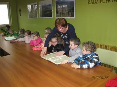 Obraz 18: Przedszkolaki z wizytą w  Urzędzie Gminy...