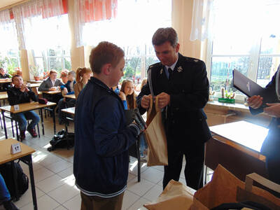 Obraz 5: Młodzież Zapobiega Pożarom - podwójny suk...