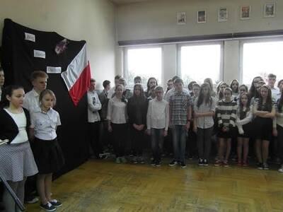 Gimnazjum Międzynarodowego Partnerstwa z oddziałam...