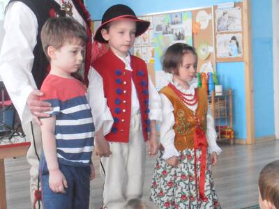 Obraz 12: Spotkanie przedszkolaków z przedstawicie...