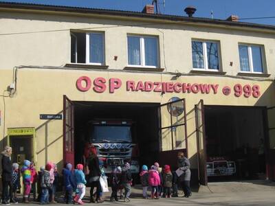 Obraz 2: Publiczne Przedszkole w Radziechowach kol...