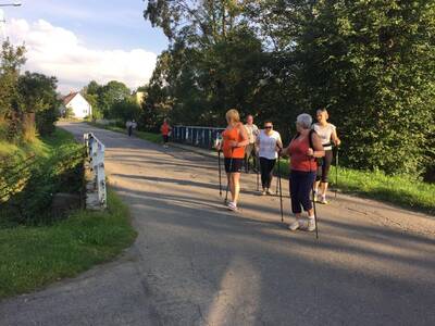 Obraz 7: Pierwsze zajęcia Nordic Walking w Juszczy...