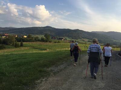 Obraz 12: Pierwsze zajęcia Nordic Walking w Juszcz...