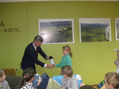 Obraz 15: Nasza przyszłość w Radziechowach  - Prze...