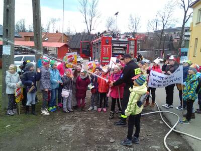 Obraz 3: HAPPENING EKOLOGICZNY zorganizowany przez...