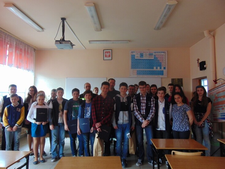 OGÓLNOPOLSKI TURNIEJ WIEDZY POŻARNICZEJ W GMINIE RADZIECHOWY-WIEPRZ...