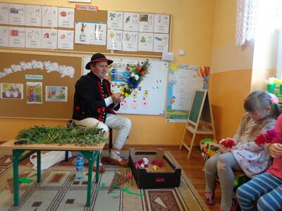 Obraz 7: ''Tradycje i zwyczaje ludowe naszego regi...