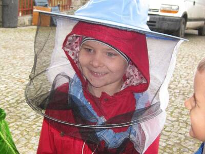 Obraz 4: Pozwólmy pszczołom zapylać rośliny i wytw...