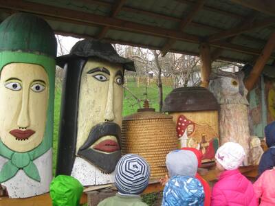 Obraz 18: Pozwólmy pszczołom zapylać rośliny i wyt...