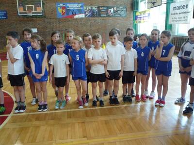 Obraz 4: Mistrzowie w Turnieju Gier i Zabaw klas I...