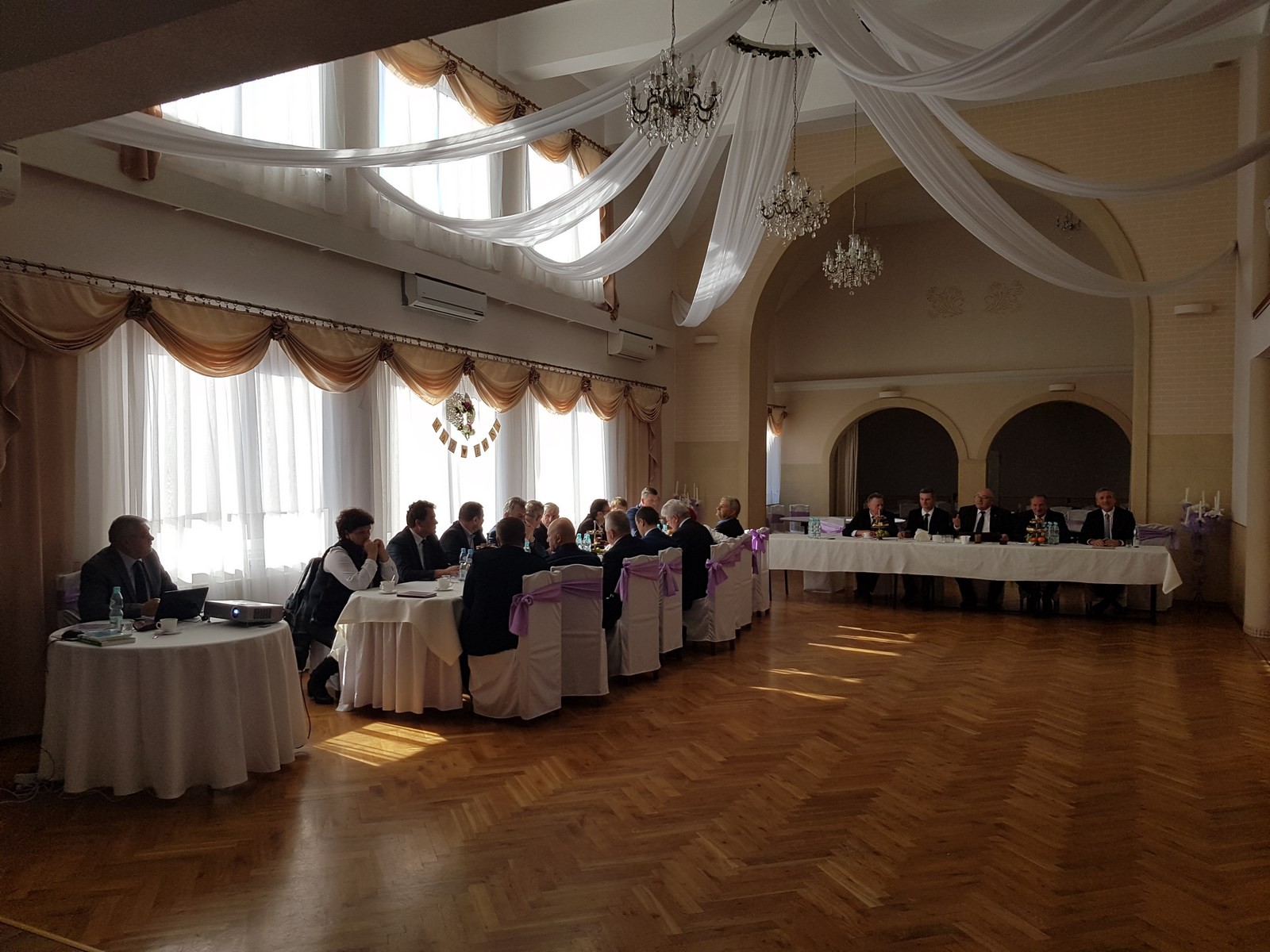 KONWENT BURMISTRZA I WÓJTÓW POWIATU ŻYWIECKIEGO  W GMINIE RADZIECHOWY-WIEPRZ