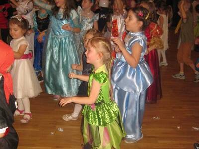 Obraz 16: Kosmiczny bal karnawałowy dla dzieci w R...