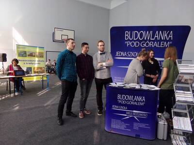 Obraz 4: I Targi Edukacyjne ''Otwarci na zmiany'' ...