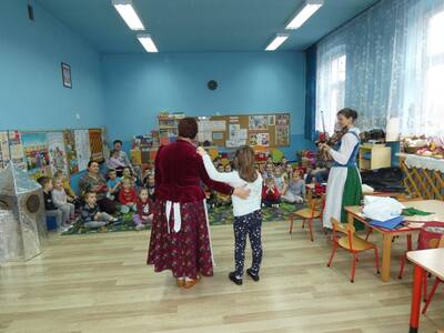 Obraz 22: HISTORIA PEWNEJ WSPÓŁPRACY