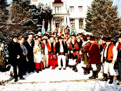 Tradycyjny Opłatek Związku Podhalan w Radziechowac...