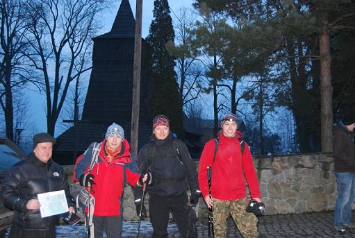 Ekstremalna Droga Krzyżowa Zamarski dotrze w Wielki Piątek na Matyske w Radziechowach