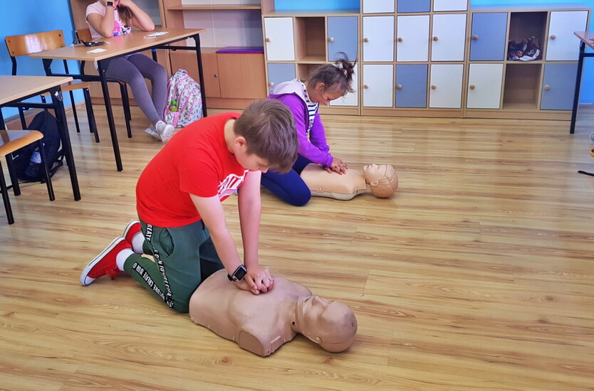 Zajęcia z bezpieczeństwa na drodze w Zespole Szkolno-Przedszkolnym...