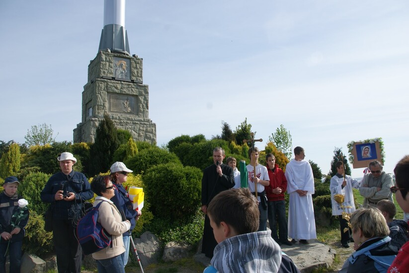 Zaproszenie na XVI pieszą pielgrzymkę &quot;Ogień Lolek&quot;...