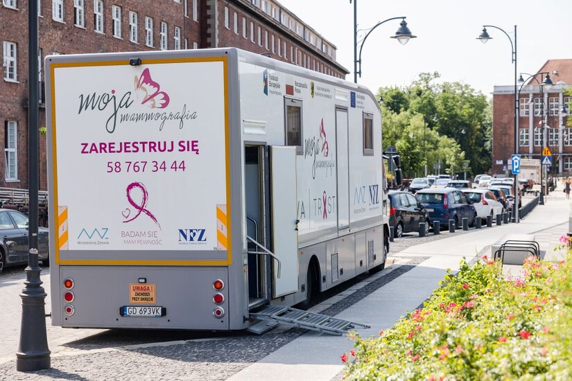 Bezpłatnie i bez skierowania - zbadaj piersi i oszukaj...