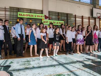 Koncert dla mam w Radziechowach - maj 2014