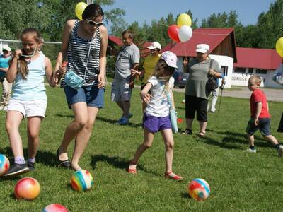 Obraz 38: Dzień Dziecka - ''Mama Tata i ja''