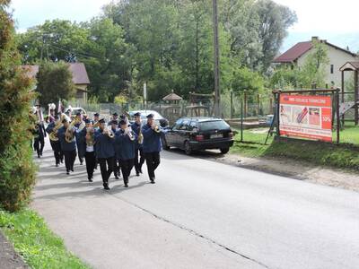 Obraz 3: Dożynki w Sołectwie Radziechowy 2015 - 27...