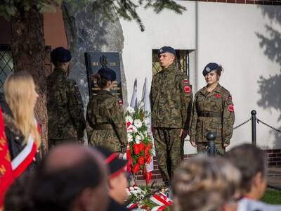 Obraz 74: 100 LAT WOLNOŚCI - Obchody stulecia odzy...