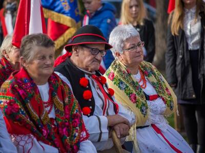 Obraz 115: 100 LAT WOLNOŚCI - Obchody stulecia odz...